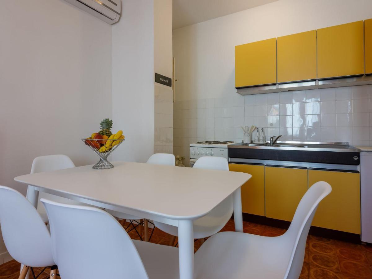 Apartment Tea By Interhome Novi Vinodolski Exterior foto