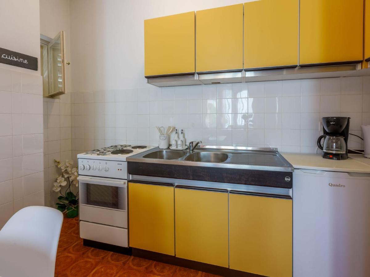 Apartment Tea By Interhome Novi Vinodolski Exterior foto